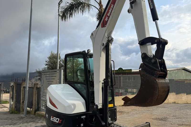 OmecoHub - Immagine BOBCAT E50Z